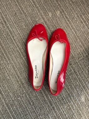 Repetto Bright Red Patent Ballet Flats with Bow